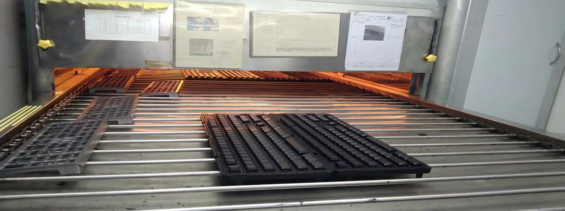 qualità Parti di plastica dello stampaggio ad iniezione fabbrica